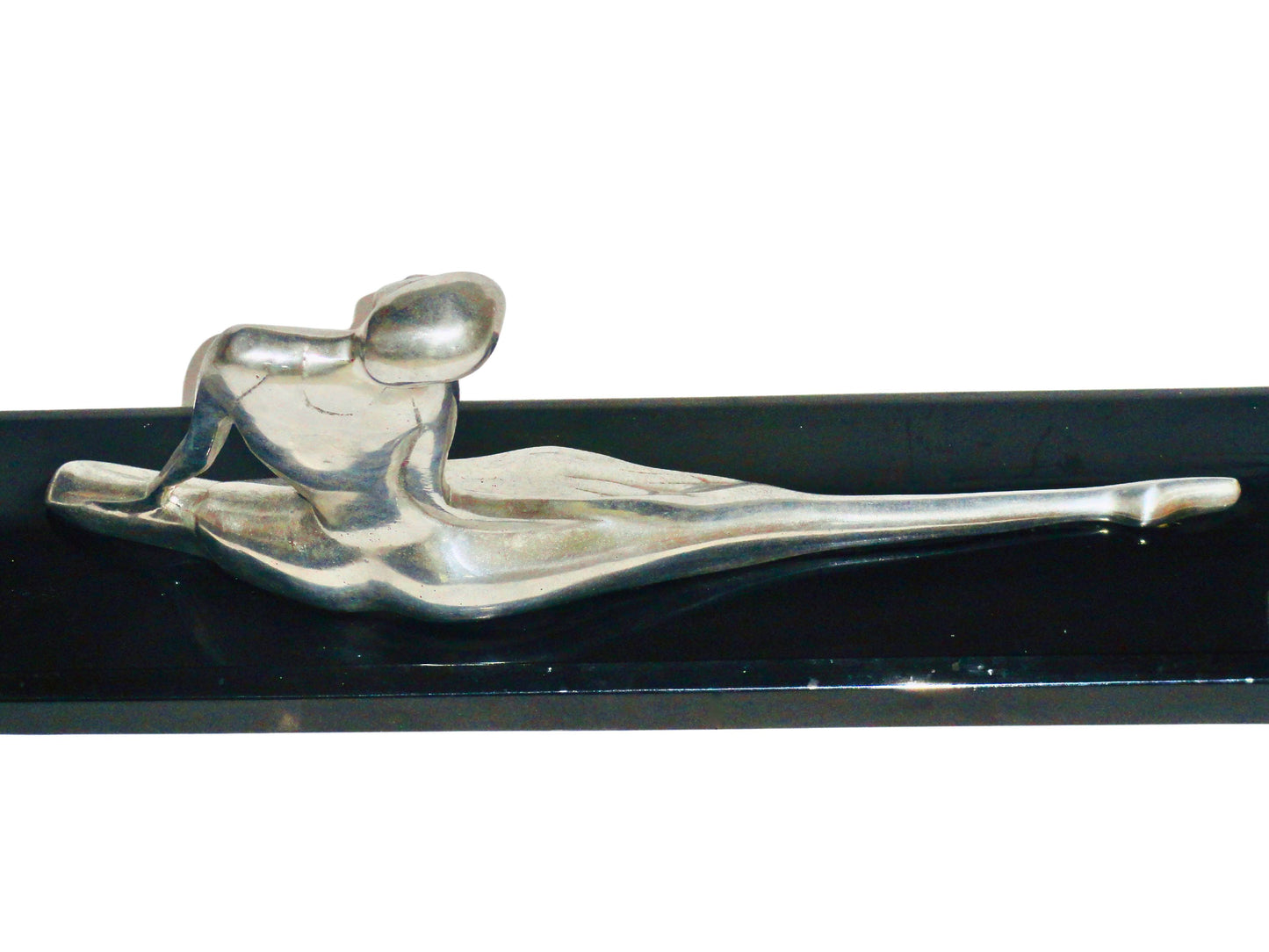 PUUC México, Escultura Bailarina, Plateado y Negro, Plata y Marmol, Mexico - S XX, 46 cm largo x 12 cm ancho x 19 cm alto, 12 - 15 kg.